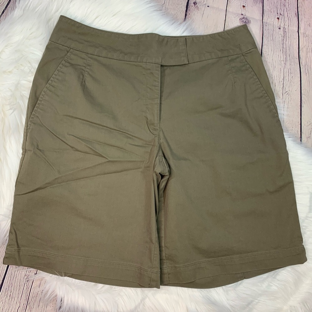 Nike Khaki Golf Short size 4
